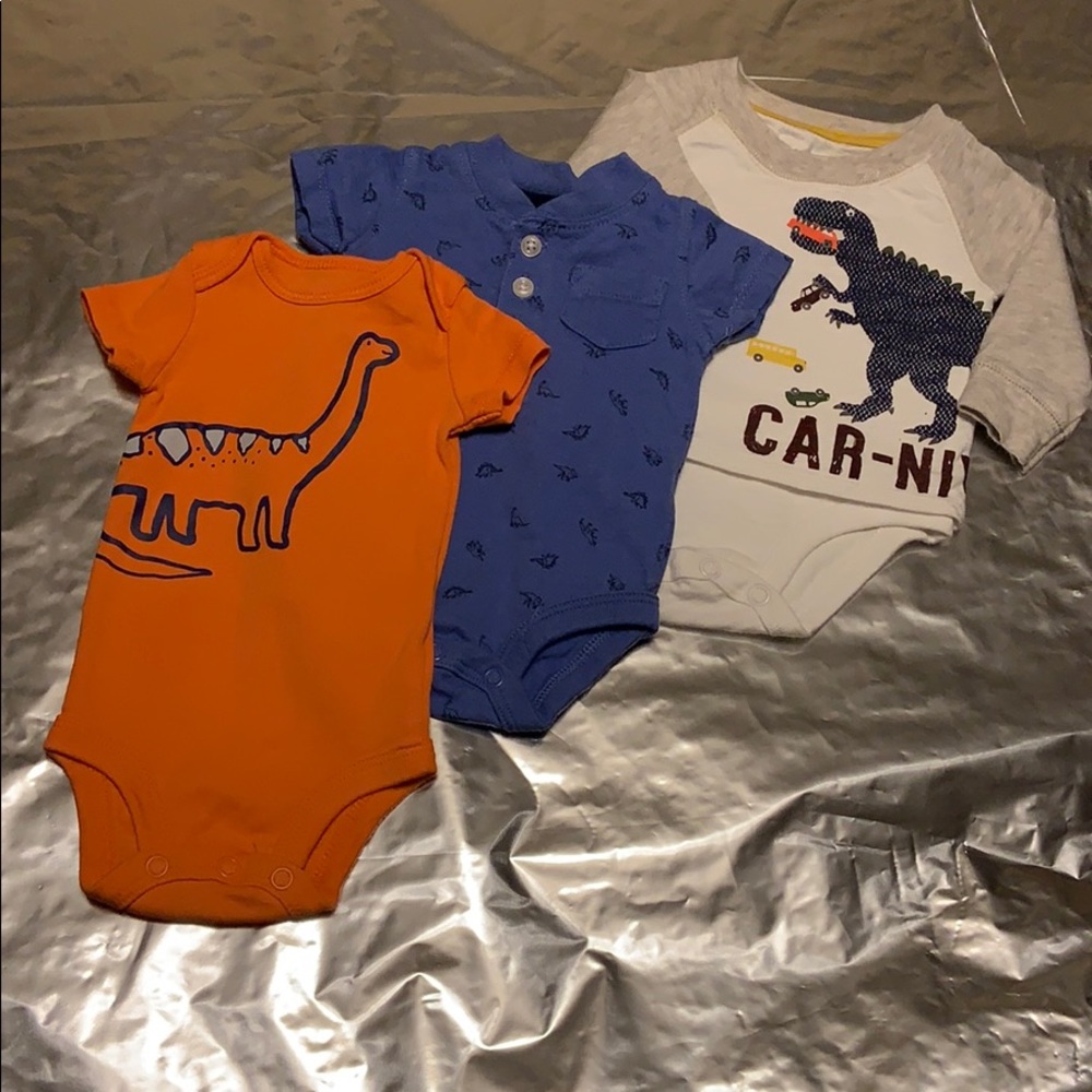 NB 3 Dinosaur Carter’s Onesies